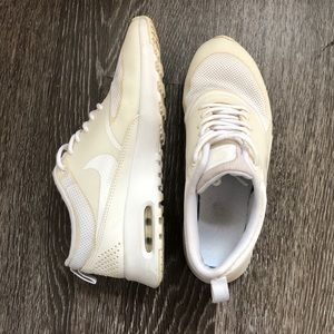 Women’s Nike Air Max Thea